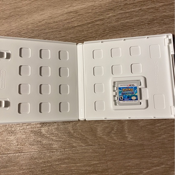 Pokémon Alpha Sapphire Nintendo 3DS Game and Case - Picture 4 of 5